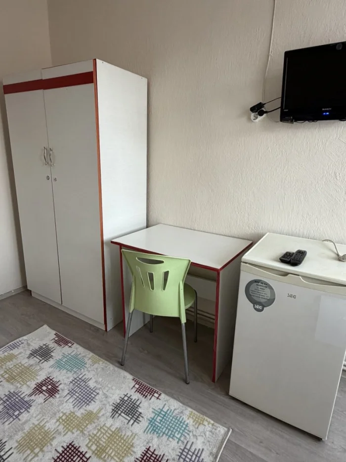 1 Kişilik Balkonlu Oda