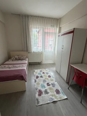 1 Kişilik Balkonlu Oda